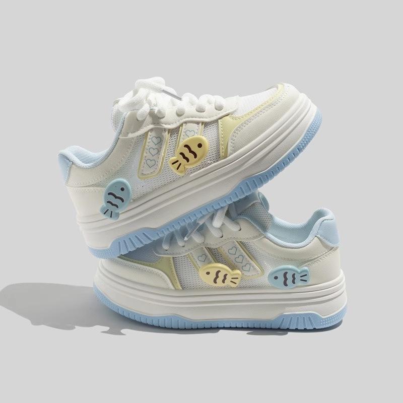 Süße lässige Sportschuhe Original koreanischer Stil Board Schuhe für Damen im Herbst und Winter 2026 Höhe Vielseitige Damenschuhe