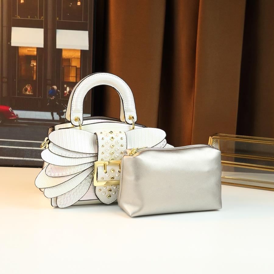 

Fashion Pearl Colorful Rivet Wing Bag With Leather Tide Bag Chain Gradual Change Dragonfly Shoulder Crossbody Boston Bag білий