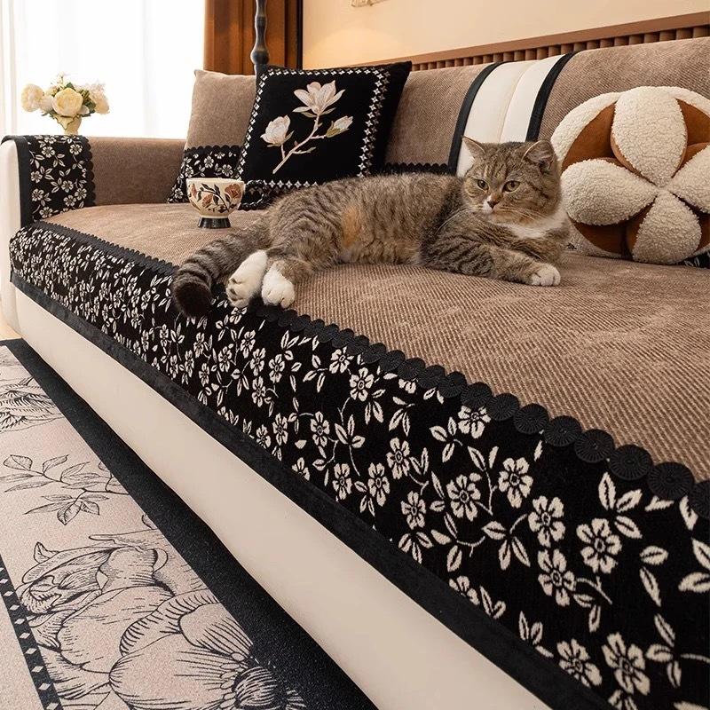 

Medieval French Sofa Cushion New Chenille Light Luxury High Sense Four Seasons Universal Non-Slip Cover Cover Towel 70*70cm