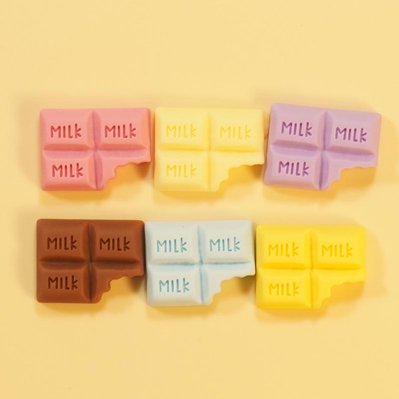 Miniature Luminous Resin Animal Ornaments: Cartoon Desktop & Car Decorations