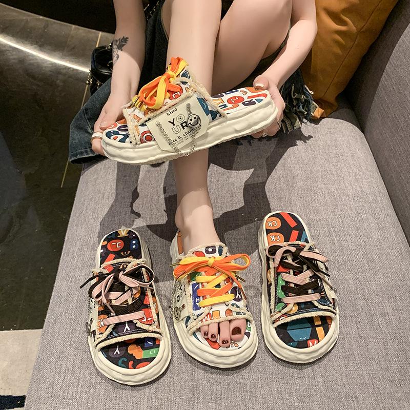 Fashion Fashionable Platform Slippers For Women Summer New Outdoor Personalized Graffiti Sandals Height Increasing Non slip Casual Shoes