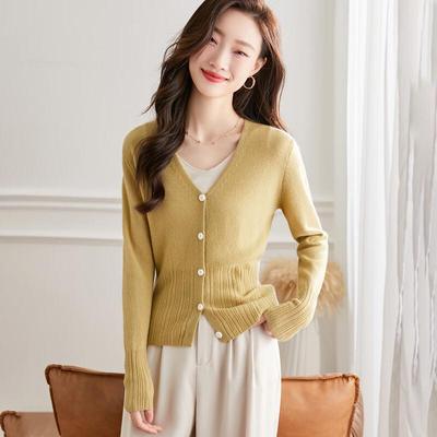Srcr Women's 100% Wool V-Neck Short Knit Cardigan