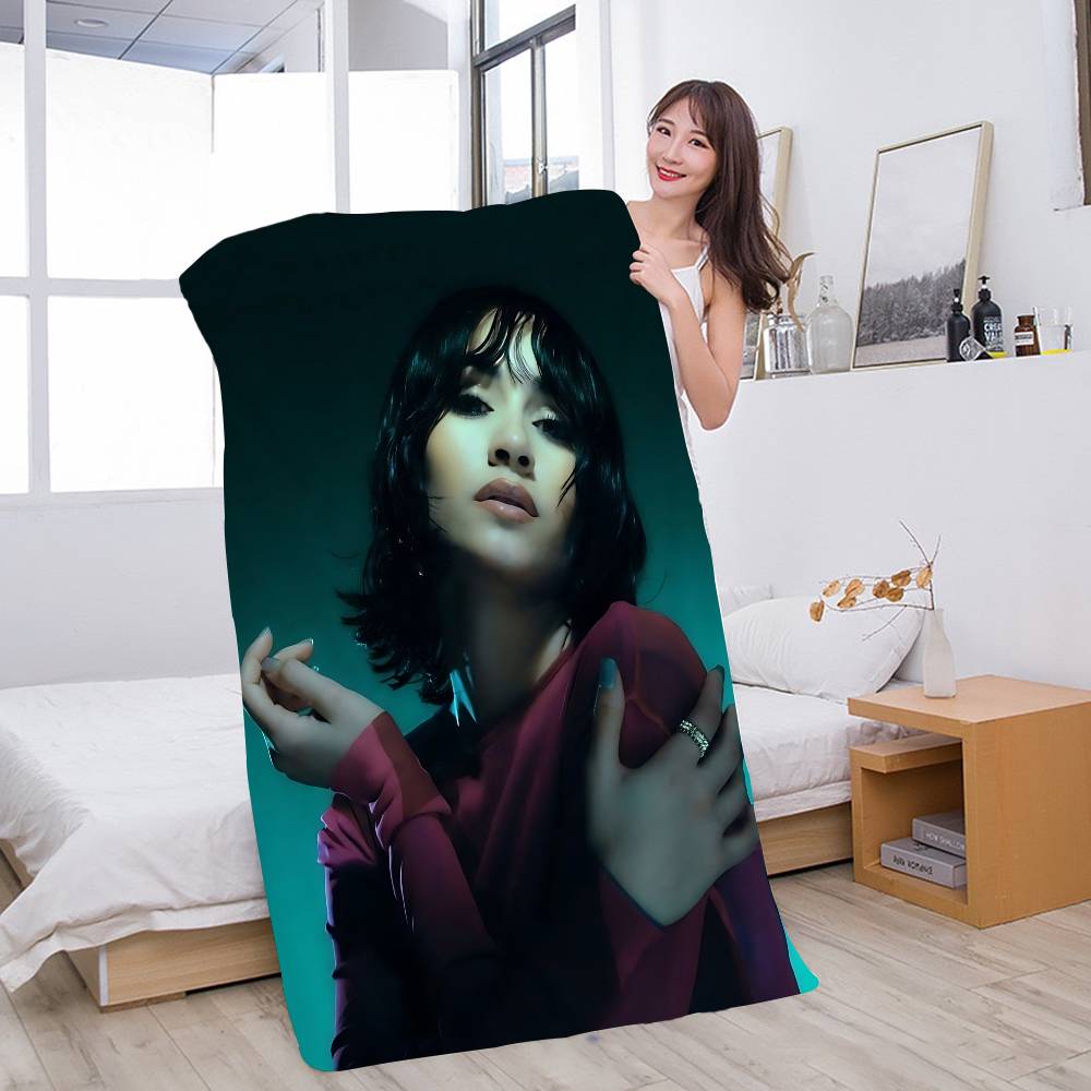 

A-Aitana Singer Alpha Microfiber Printed Beach Towel Mountain Climbing Yoga Beach Swimming Running Absorbent Soft Towel W30*H60(CM)
