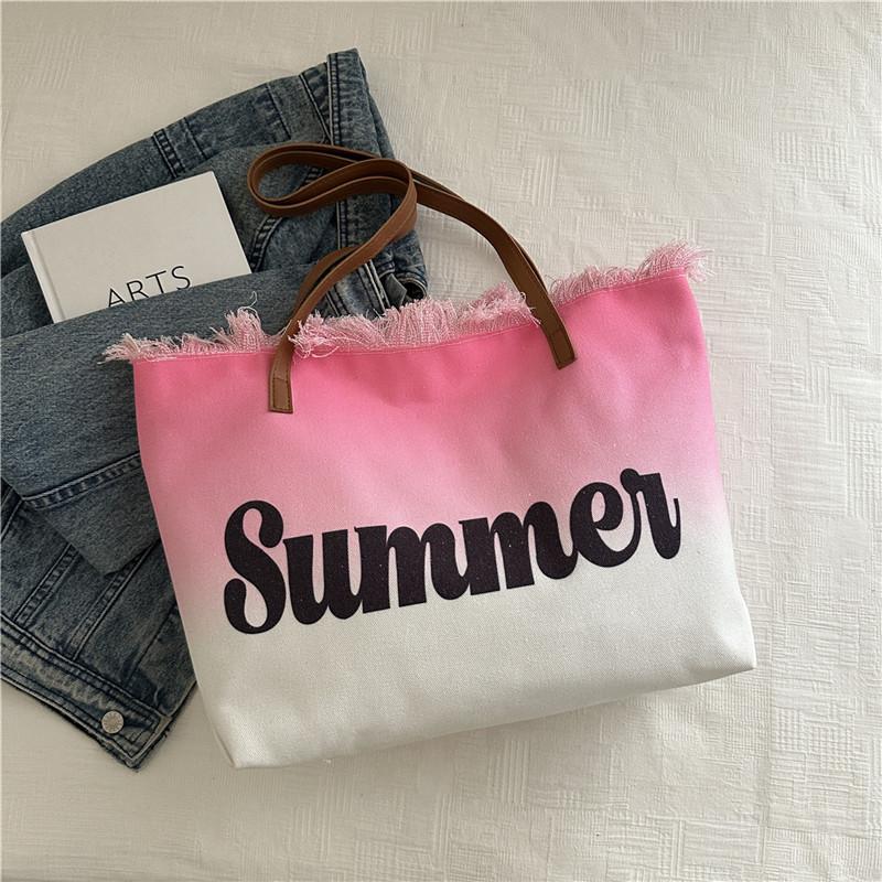 New large-capacity fringed bag beach bag women's shoulder tote bag is now popular casual bag popular women