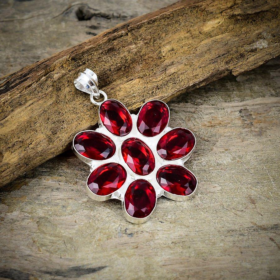 

Mozambique Garnet Gemstone 925 Sterling Silver Jewelry Pendant 1.97 M-98