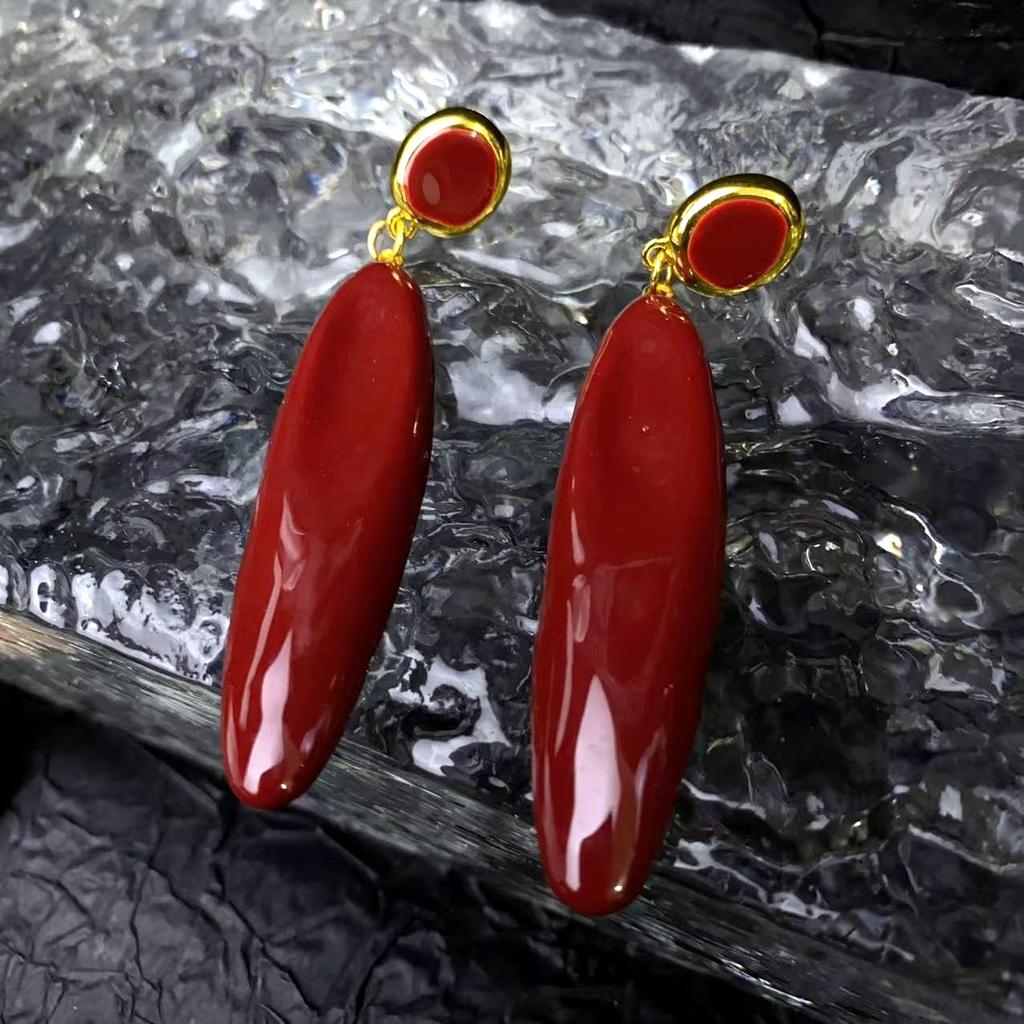 New French Retro Feng Shui Drip Shaped Earrings, Versatile and High-end, Hanging Long Earrings and Earrings