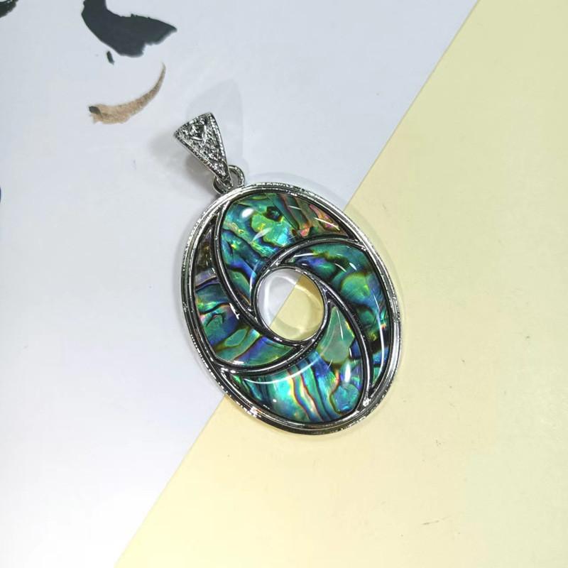 Shell Inlay Geometric Pendant Necklace With Diy Charm For Fashion Enthusiasts