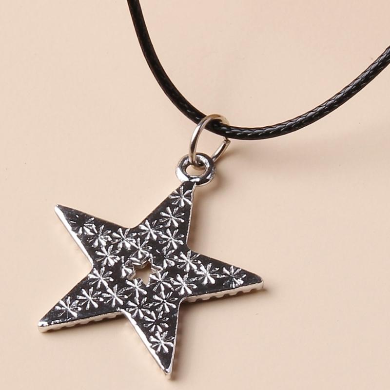 Niche Double Layer Leathers Rope Alloy Five-Pointed Star Necklace Female Hip-hop Cold Wind Long Sweater Neck Chain