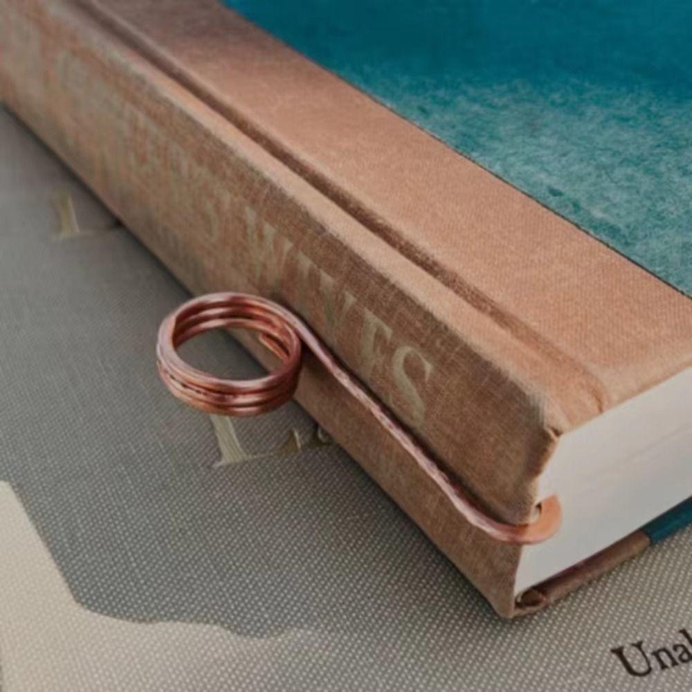 Exquisite Ring Bookmark Creative Thumb Book Page Holder Funny Metal Book Holder  Gift