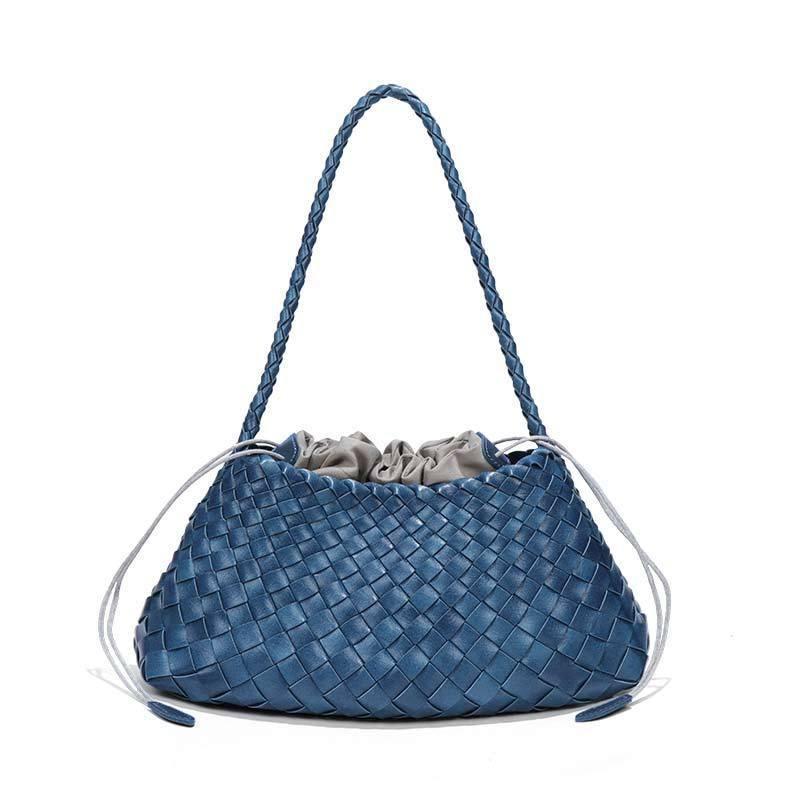 New women's bags, fashionable hand-woven bags, portable vegetable baskets, shoulder bags, personalized crescent bags.