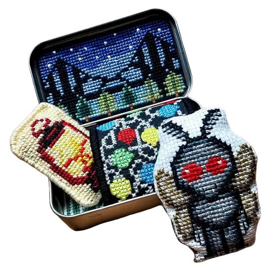 Tin Box Embroidery Kit Horror Themed Cross Stitch Kit Vintage Sewing Kit Halloween Embroidery Craft Set Gift for Embroidery Enthusiast