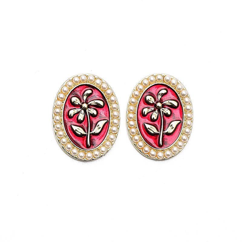 Elegant Versatile Pearl Flower Earrings - French Retro Palace Style with Japanese Korean Influence and Fairy Glaze