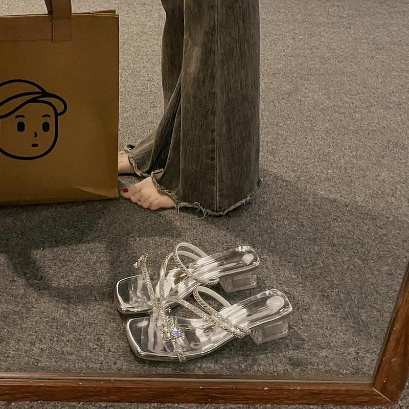 

High heels women s summer new butterfly rhinestone sandals square head transparent thick heel outer slippers women 35 серебряный