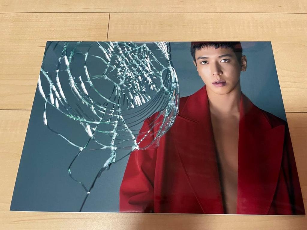 [USED] CNBLUE Yonghwa Photo Exhibition: 4 Colors Limited Edition Photos