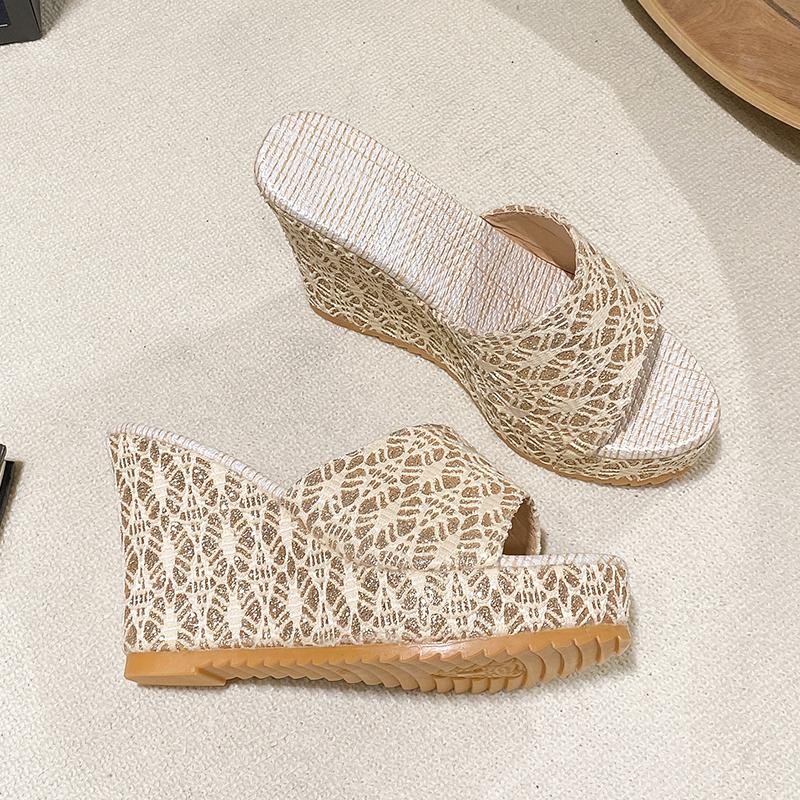 Fashion Women Sandals 2024 Summer New Outdoor Beach Sandals Comfortable Hot Shallow Wedges Shoes for Women Designer Casual Sandals