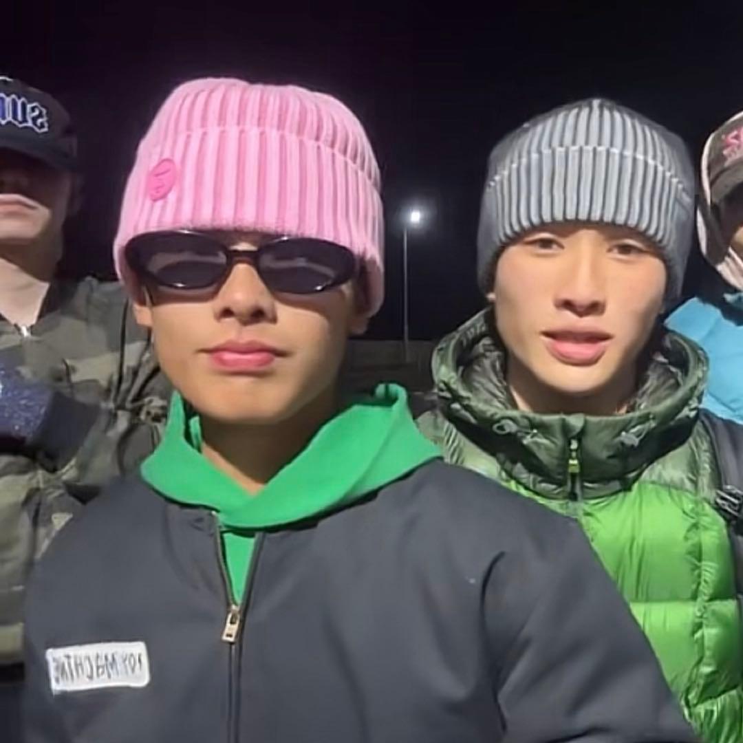Used  Sold out item  Worn by arashi Guaranteed authentic AAPE NOW KNIT CAP