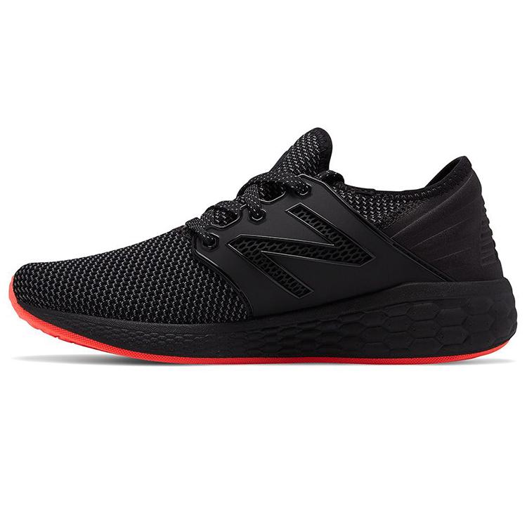 

Женские кроссовки New Balance Fresh Foam Cruz V2 Черные 35