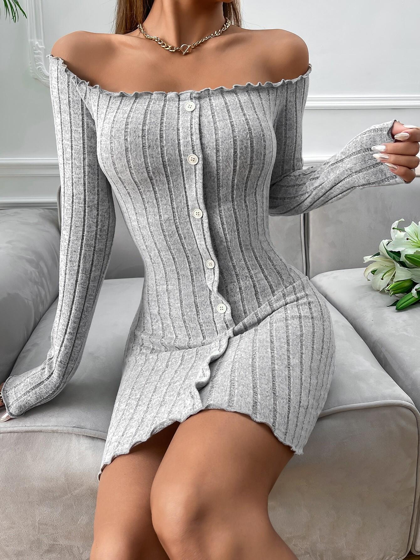 

Light Gray One-Shoulder Knitted Dress - French Style, Slim Fit, Wave Collar, Long Sleeve for Spring/Summer Women Small светло-серый