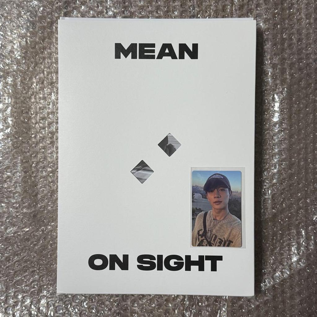 [USED] MEAN: on sight photo book (with trading card) Minho photo exhibition