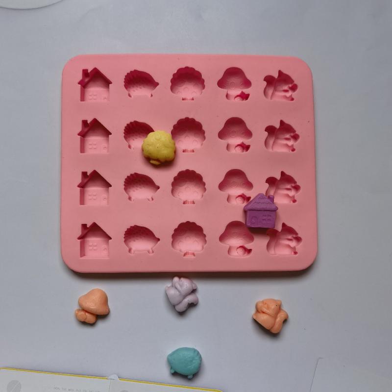 Chocolate Silicone Baking Mold Cartoon Squirrel Hedgehog Mushroom Shaped Tray for DIY Cake Cookie Soap Home Baking Projects