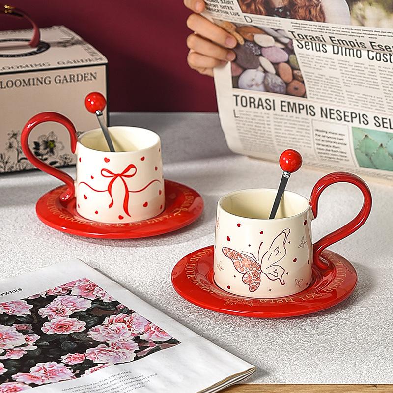 Red Coffee Cup High End and Luxurious High Quality Afternoon Tea Cup Saucer Set with Spoon Souvenir Wedding Gifts