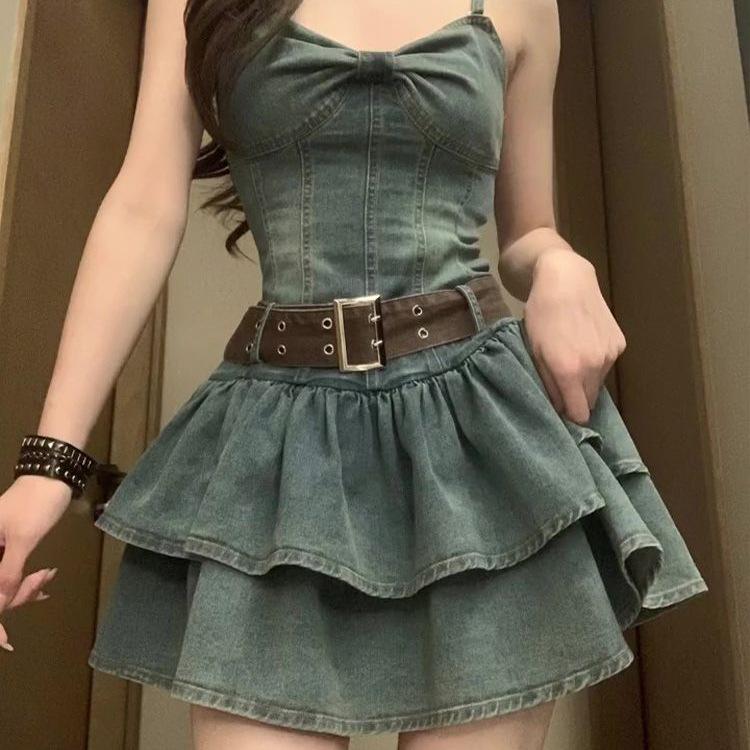 Vestido Bandeau de Mezclilla Retro Americano 2026: Estilo Falda Esponjosa Dulce, Picante y Adelgazante