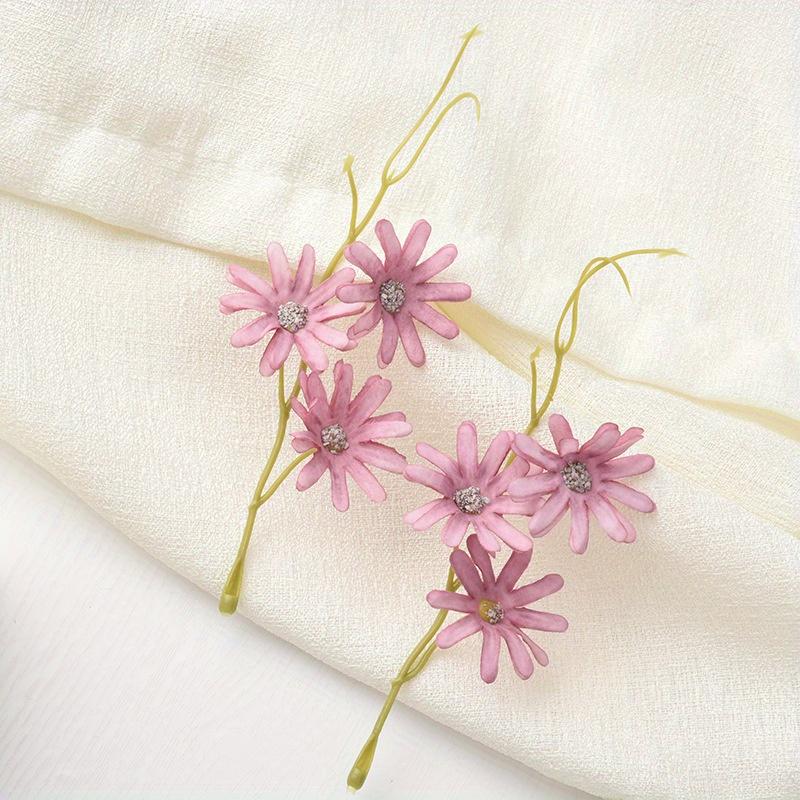 10pcs/lot  Simulated Flowers with Three Small Daisies for Wedding Decoration DIY Flower Arrangement Hotel Home Decoration and Simulated Flowers