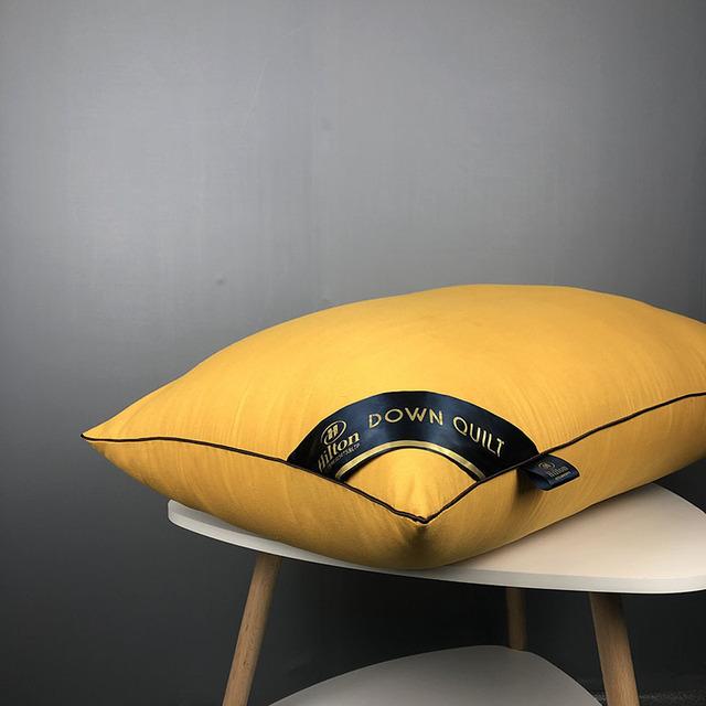 Chinese Natural Cotton Single Pillow 100% Polyester Fiber Orthopedic Neck Pillow Hotel Memory Pillow Healthy Sleep Stand 1PC