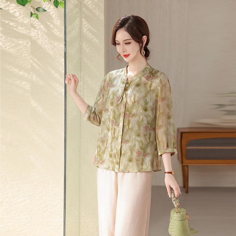 

Petite Women s Elegant Summer Suit: Stylish Printed Blouse for Mid-to-Senior Ages 2XL (for 60-67.5 kg)