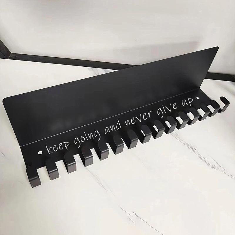 Medaillen-Ausstellungsregal Metall Medaillenaufhänger Halter Wandmontiert Große Kapazität Auszeichnungshalter Für Rennen Fußball Basketball Sport Karate