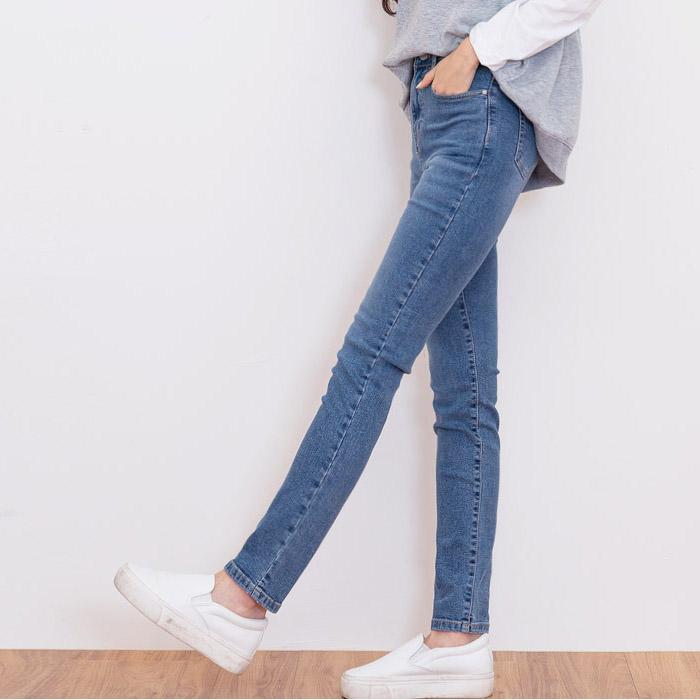 Jeans for Women High Waist Straight Fit Medium Blue Denim Pants Waist Hidden Banding Date Outfits Korea Fashion
