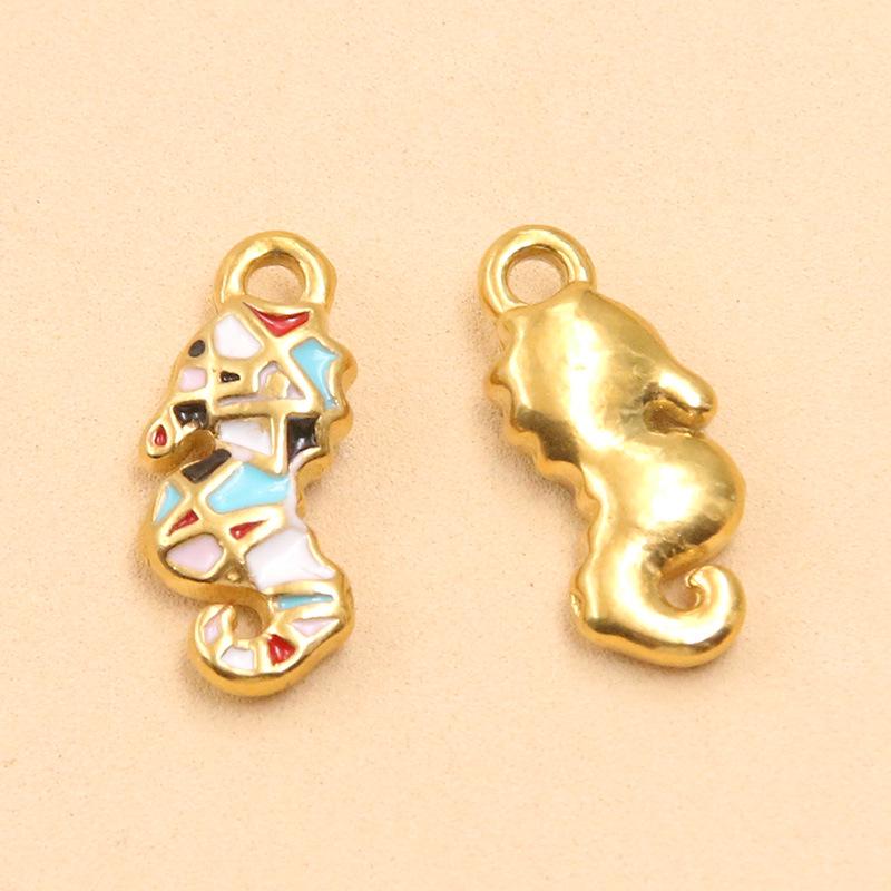 18K Gold Plated Animal Pendants: Giraffe, Duck, Elephant Jewelry for DIY Bracelets & Necklaces