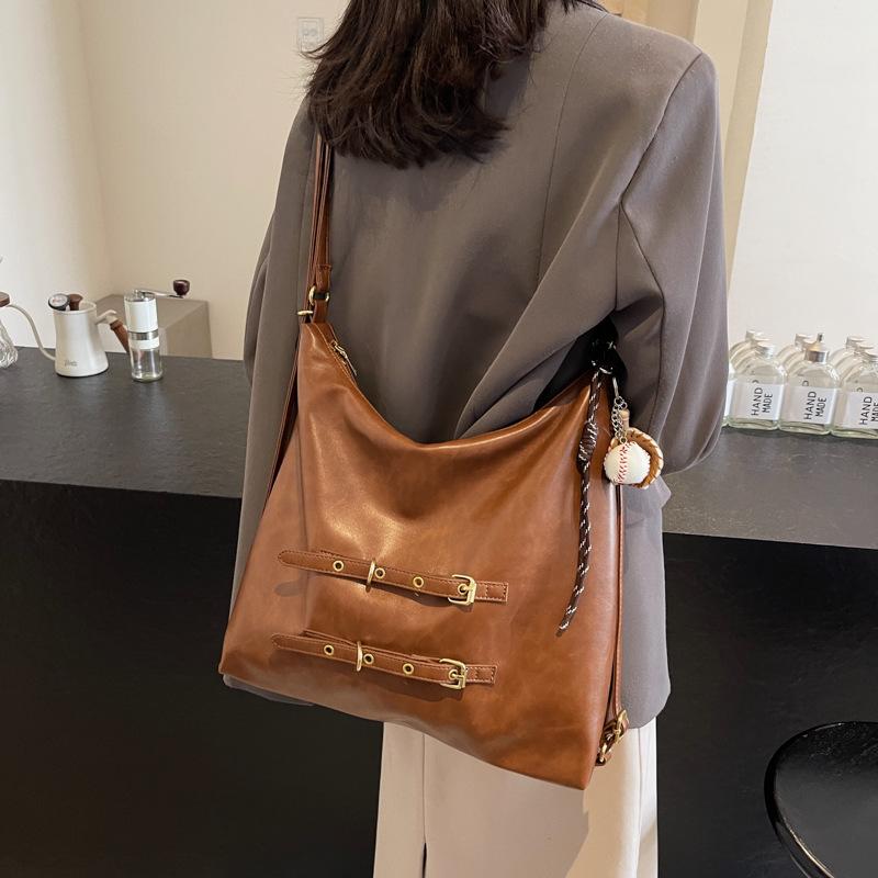 Casual commuting retro large-capacity bag women's 2025 new autumn and winter backpack tote bag