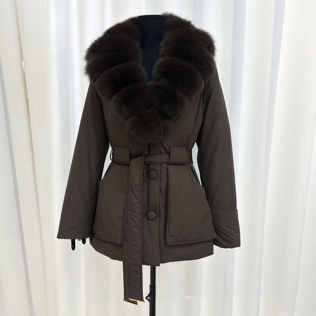 Avrupa kış yeni doğal tilki kürk yakalı kaz tüyü mont kadın kısa moda bel kalınlaştırılmış sıcak ceket