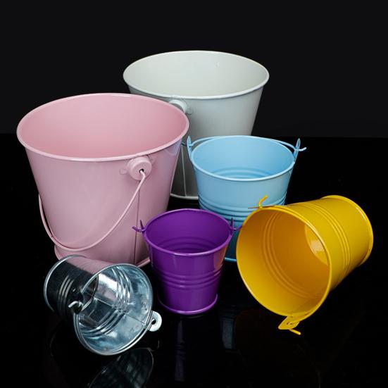 3Pcs Miniature Tin Bucket 1/12 Scale Hanging Small Bucket Multi-purpose Metal Bucket with Handle Dollhouse Accessories