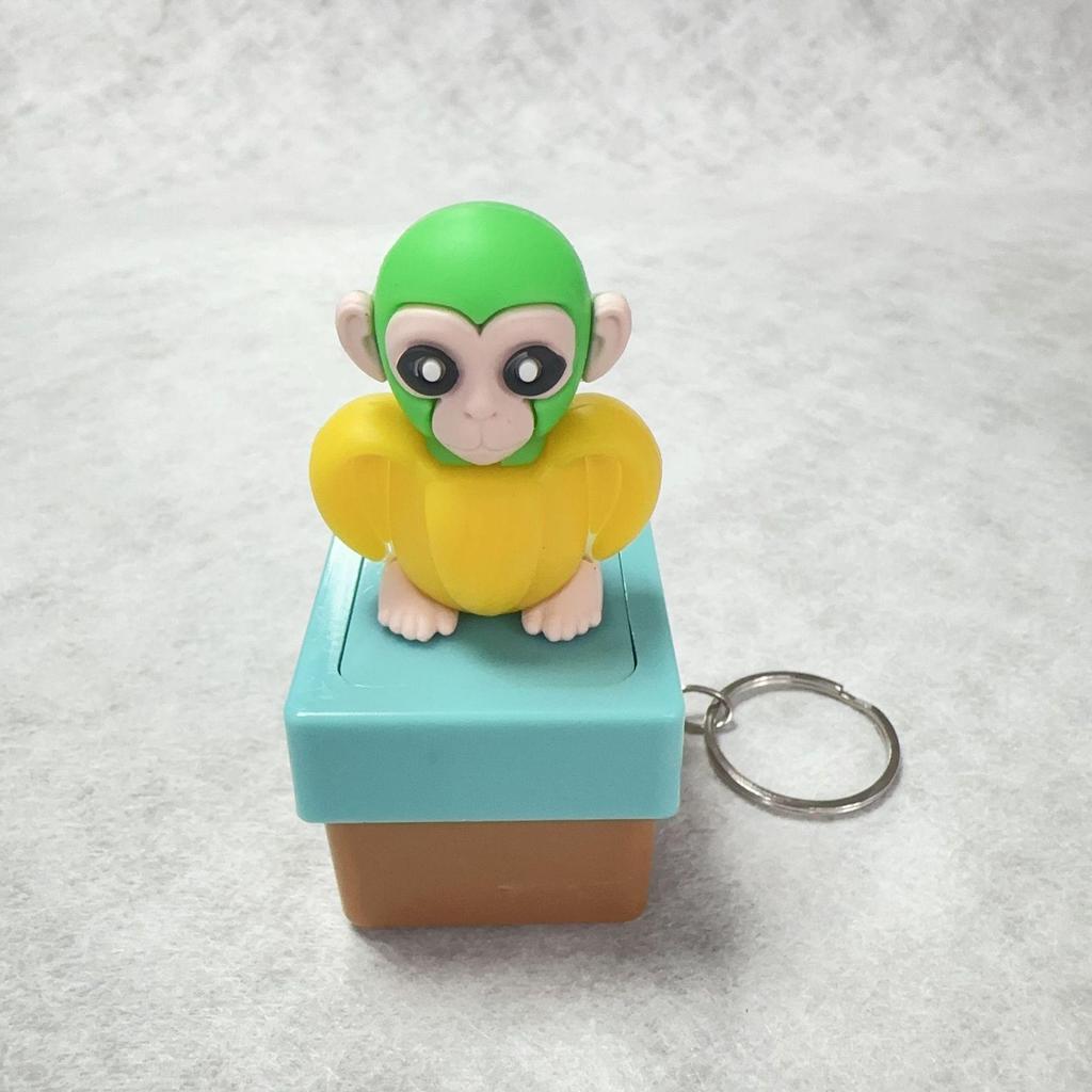 Articulated Shan Hai Jing Wooden Keychain: TungTungTung Sahur Figurine with Language Button