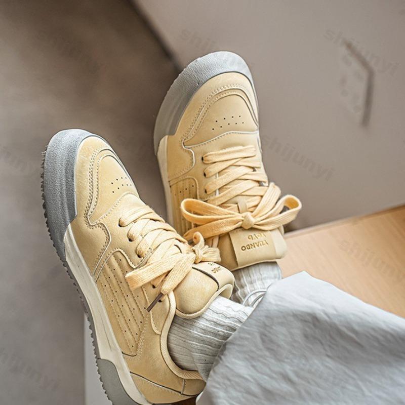 Fashion Men's Sports Casual Shoes 2025 New Spring Fashion Trend Comfortable Versatile Thick Soled Shoes Low Top Non slip Chunky sneakers