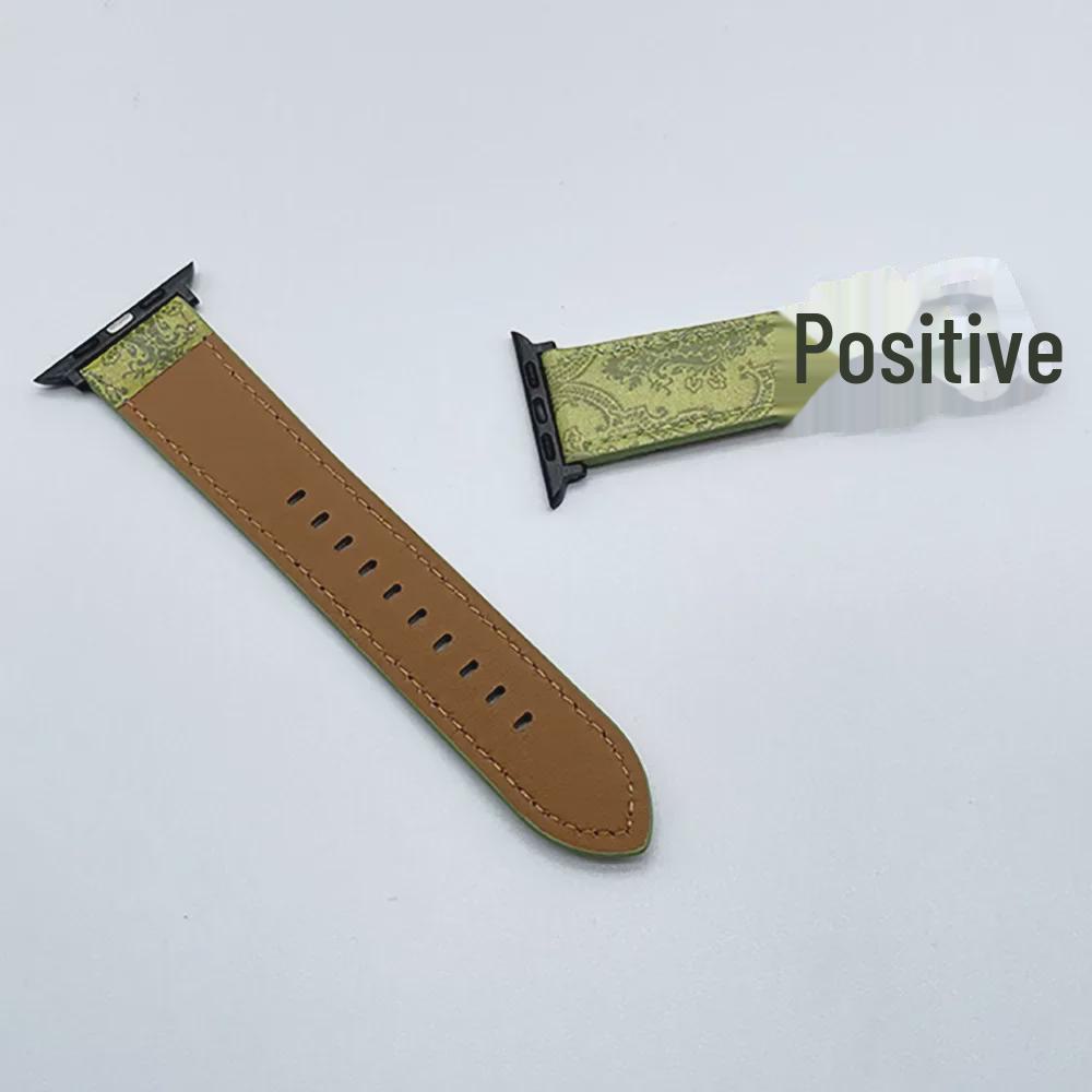 Zelený kožený řemínek pro Apple Watch 8/7/SE/6/5/4