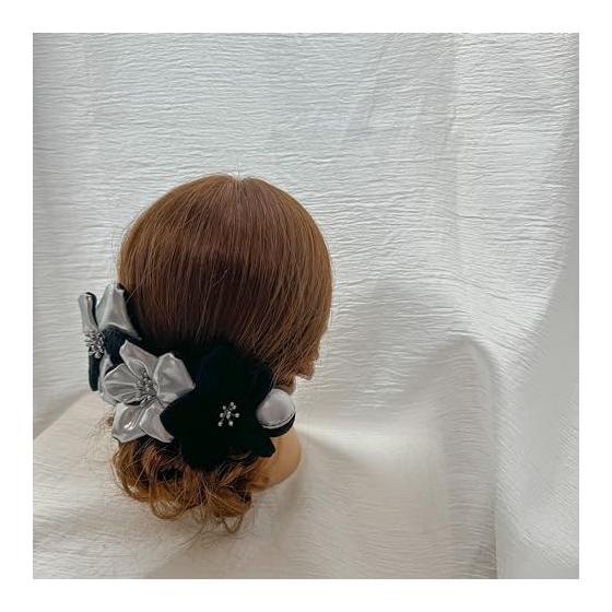 Chirimen Hair Ornaments for Coming-of-Age Ceremony, Graduation, Kimono - Tsumami Zaiku Black Silver Set with Kanzashi, Silver Balls, and Flowers