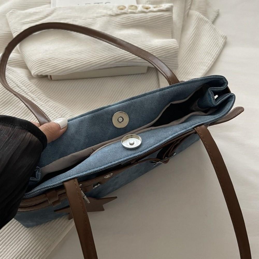 Star Pendant Y2K Shoulder Bag With Metal Buckle Belt Underarm Bag Fashion Women Handbag Women