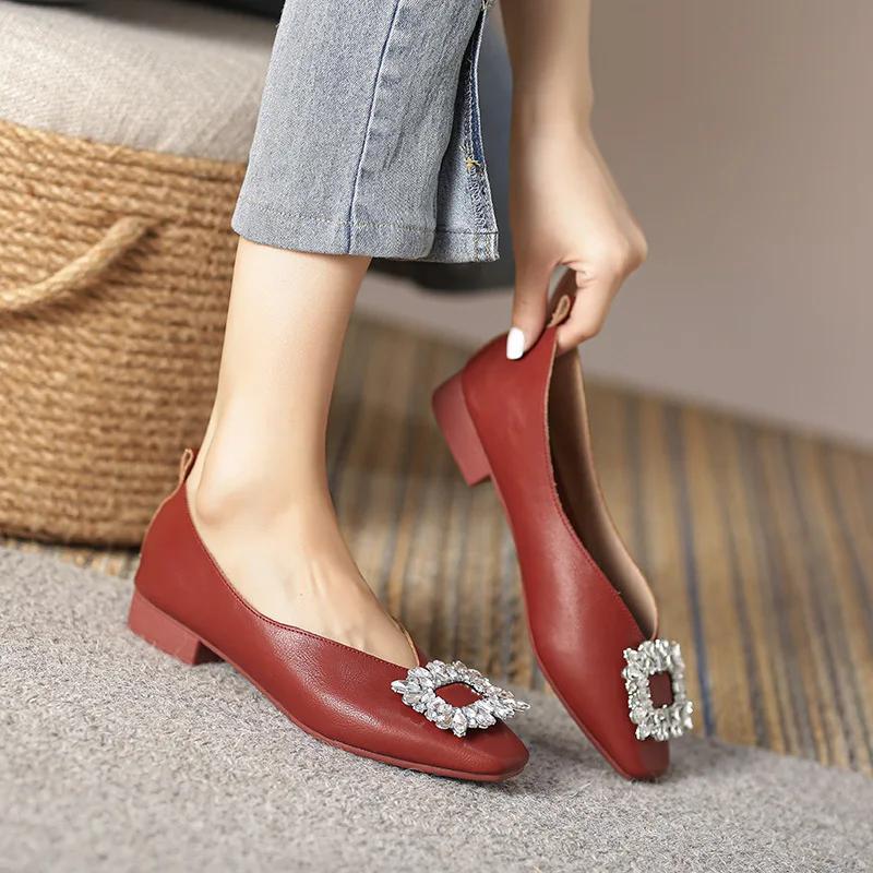 Fashion 2025 New Luxury Women's Flat Shoes Shallow Mouth Low Heel Casual Shoes Soft soled Comfortable Work Shoes Large Sizes 33-43