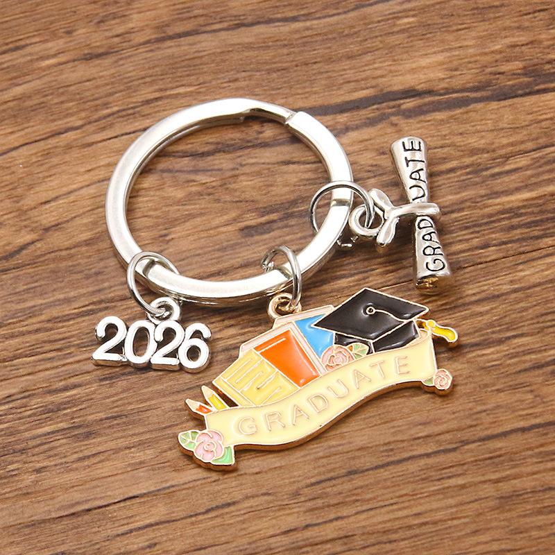 Doctoral Hat Graduation Cap Keychain 2026 Metal Pendant Gown Bag Keyring Fashionable Celebration Gift for College Students