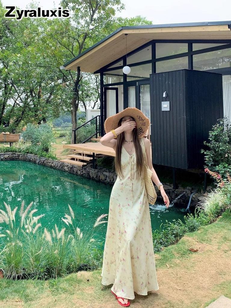 French Vacation Style Off-Shoulder Floral Sundress for Women Summer Ruched Slimming A-Line Dress Romantic Strap Maxi Dress