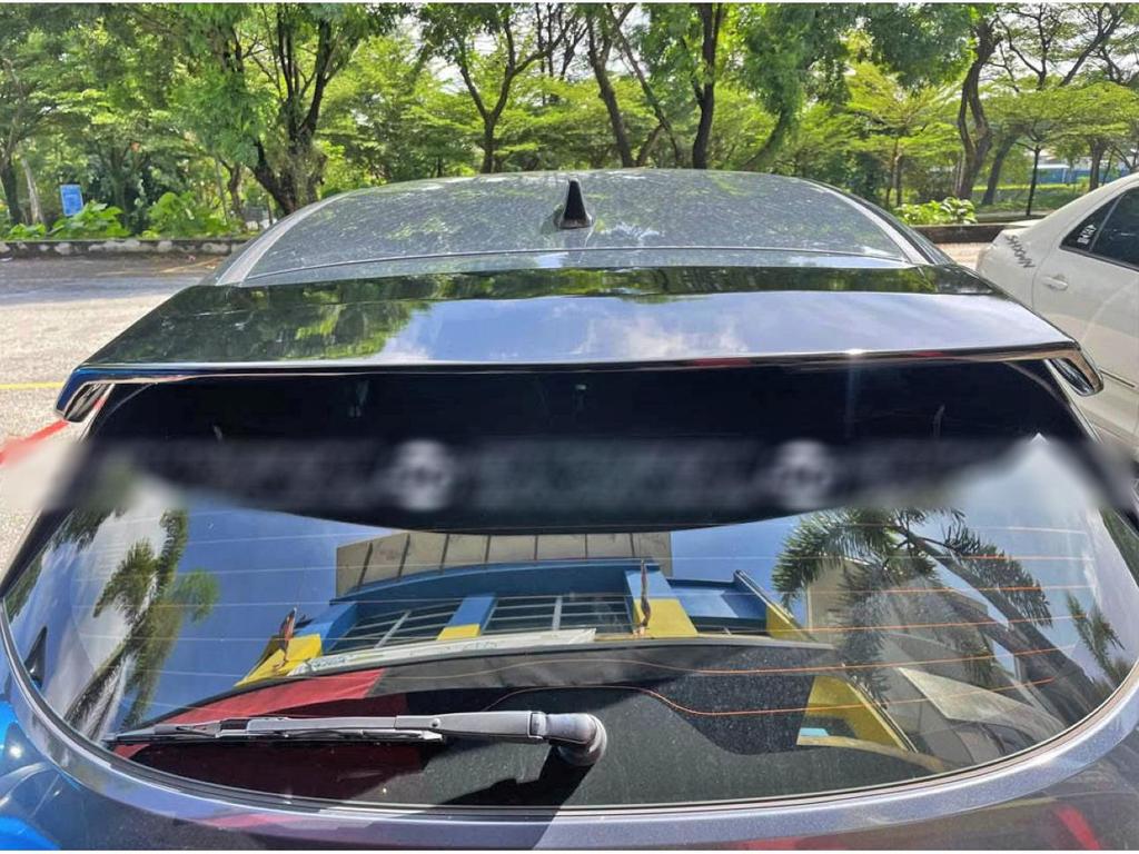 Compatible with 20 Honda CITY Fengfan models, RS large rear spoiler kit, including hatchback top spoiler, wind deflector, and rear diffuser.