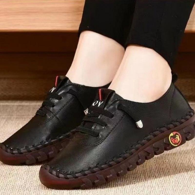 Spot handmade side seam thread large size beef tendon shoes shallow mouth outer wear single shoes 2025 new Roman style soft sole women's shoes