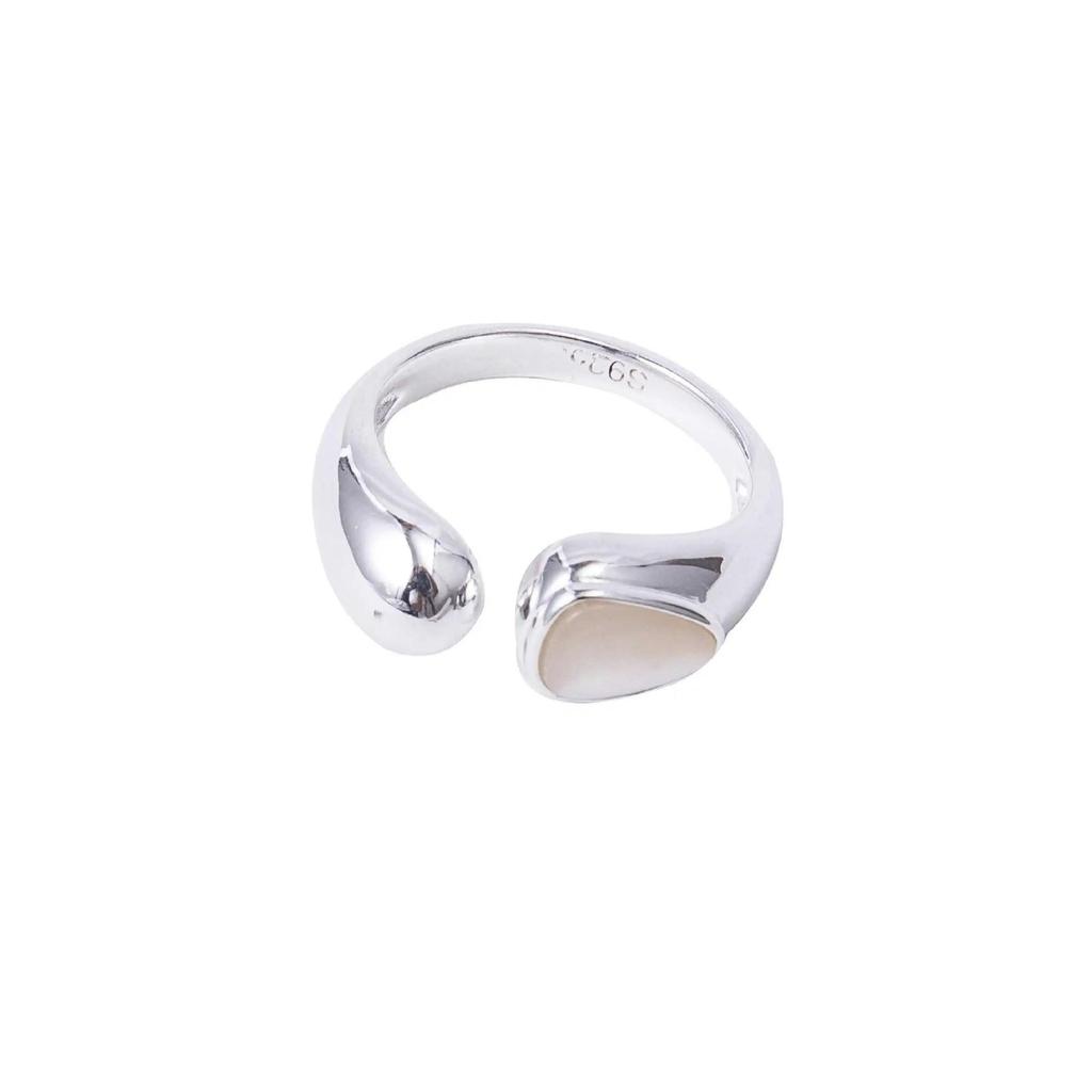 Elegant Water Drop Adjustable Ring for Women - Light Luxury & Fashionable Index Finger Accessory