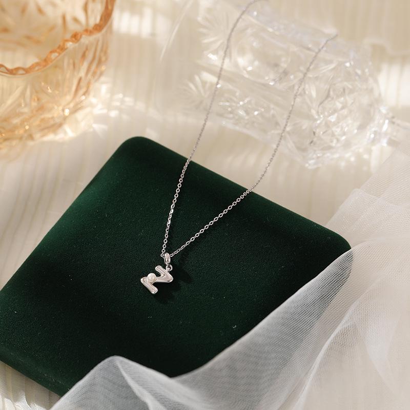 Banyan Tree S925 Silver Alphabet Pendant Necklace - Minimalist Clavicle Chain for Women, Fashionable and Versatile.