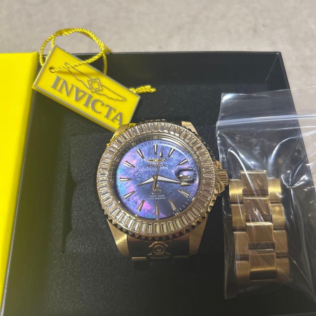 Used INVICTA Pro Diver Mother of Pearl Limited Edition Watch
