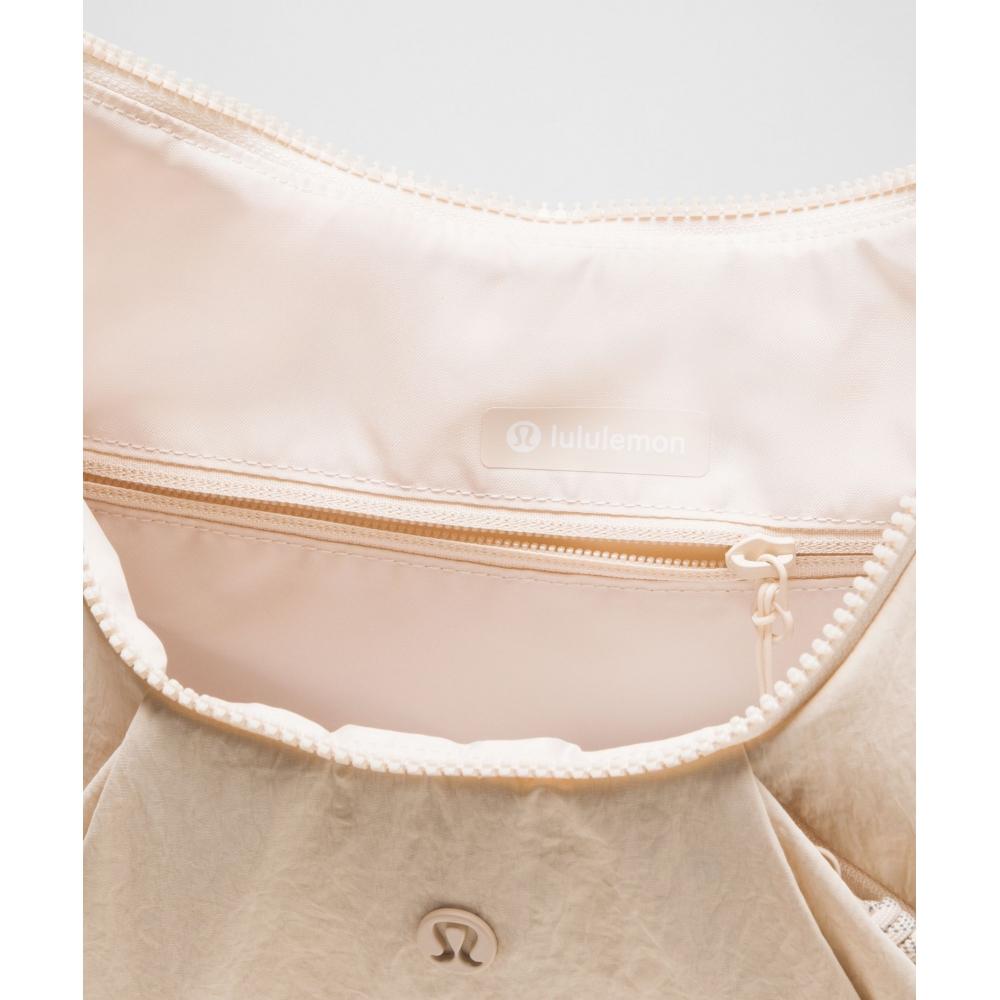Lululemon Pleated Shoulder Bag 10L Brkt
