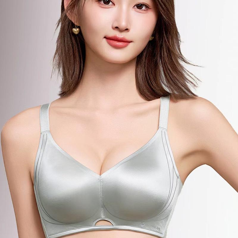 Deep V Wireless Push-Up Seamless Bra with Side Support 70/32
